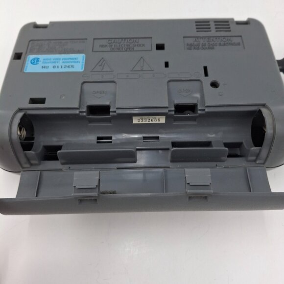 Sony Cassette-Corder with Built-In Condenser Microphone TCM-818 with Counter - Picture 11 of 14